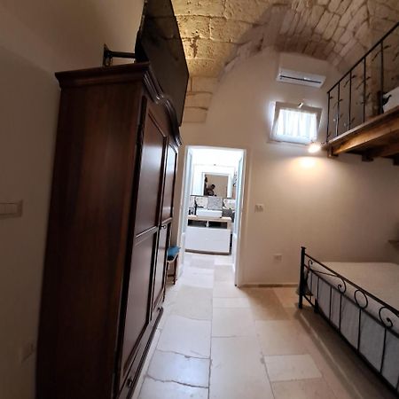 Hotel Petrakis House Ostuni Exterior foto