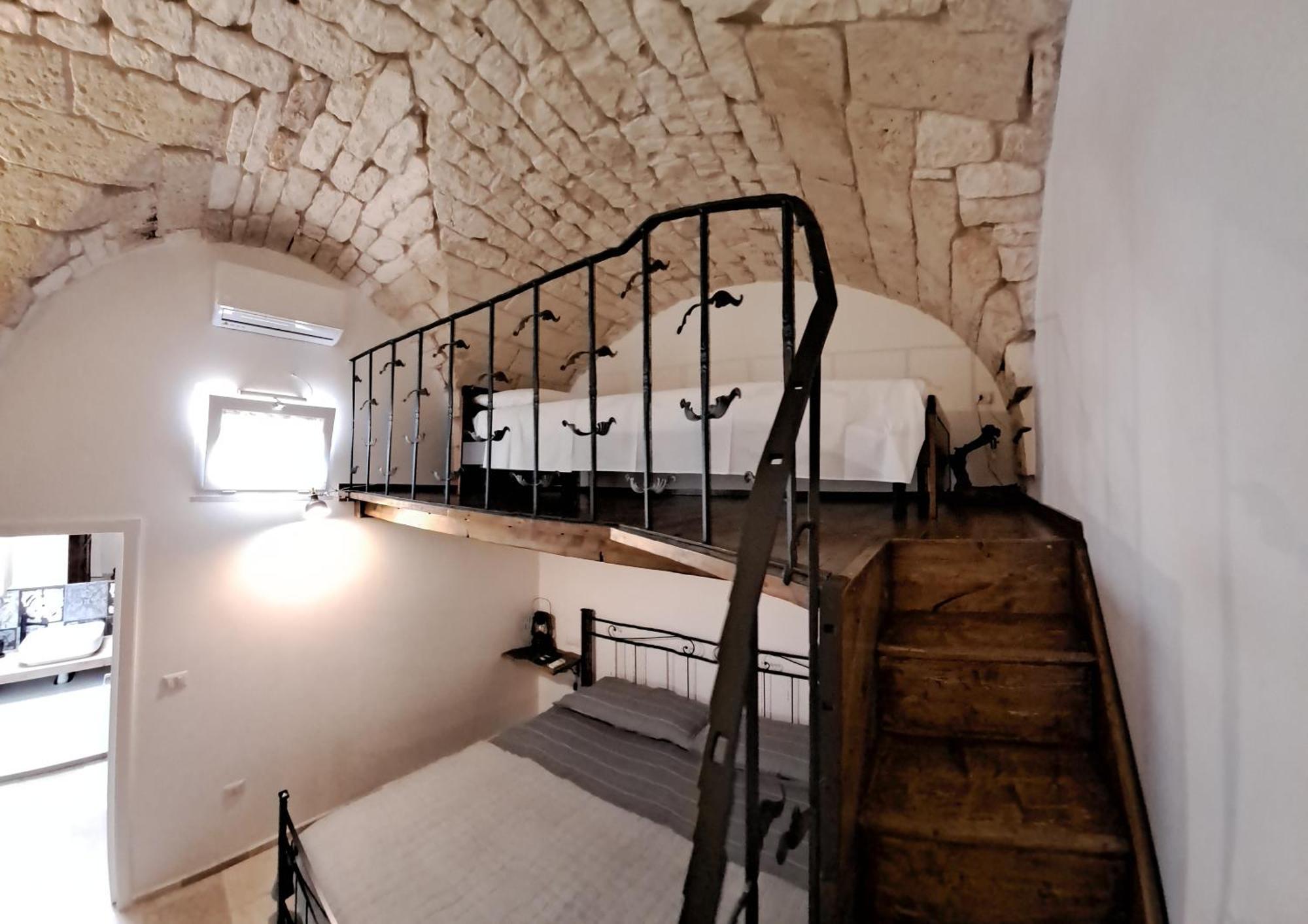 Hotel Petrakis House Ostuni Exterior foto